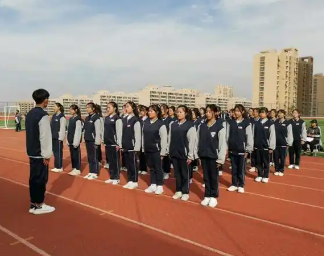 漫长陪伴将始终坚持以学生为中心持续夯实健康之基浸润健康之识